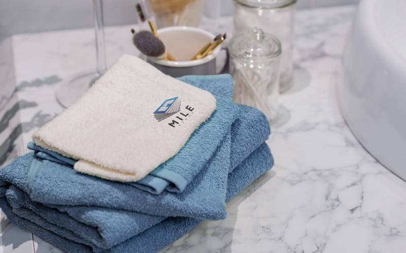 ręczniki z logo mile